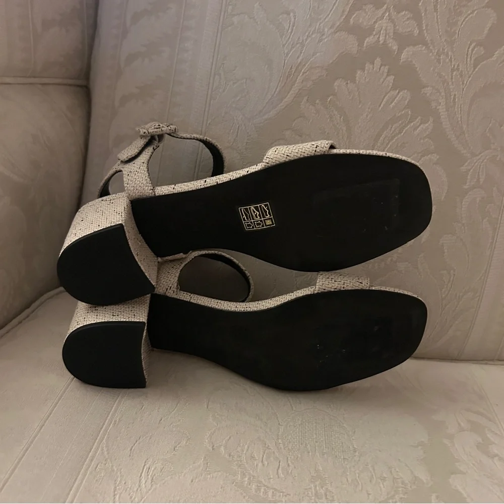 Minimalist! Tory Burch DOUBLE T CITY SANDAL size 9